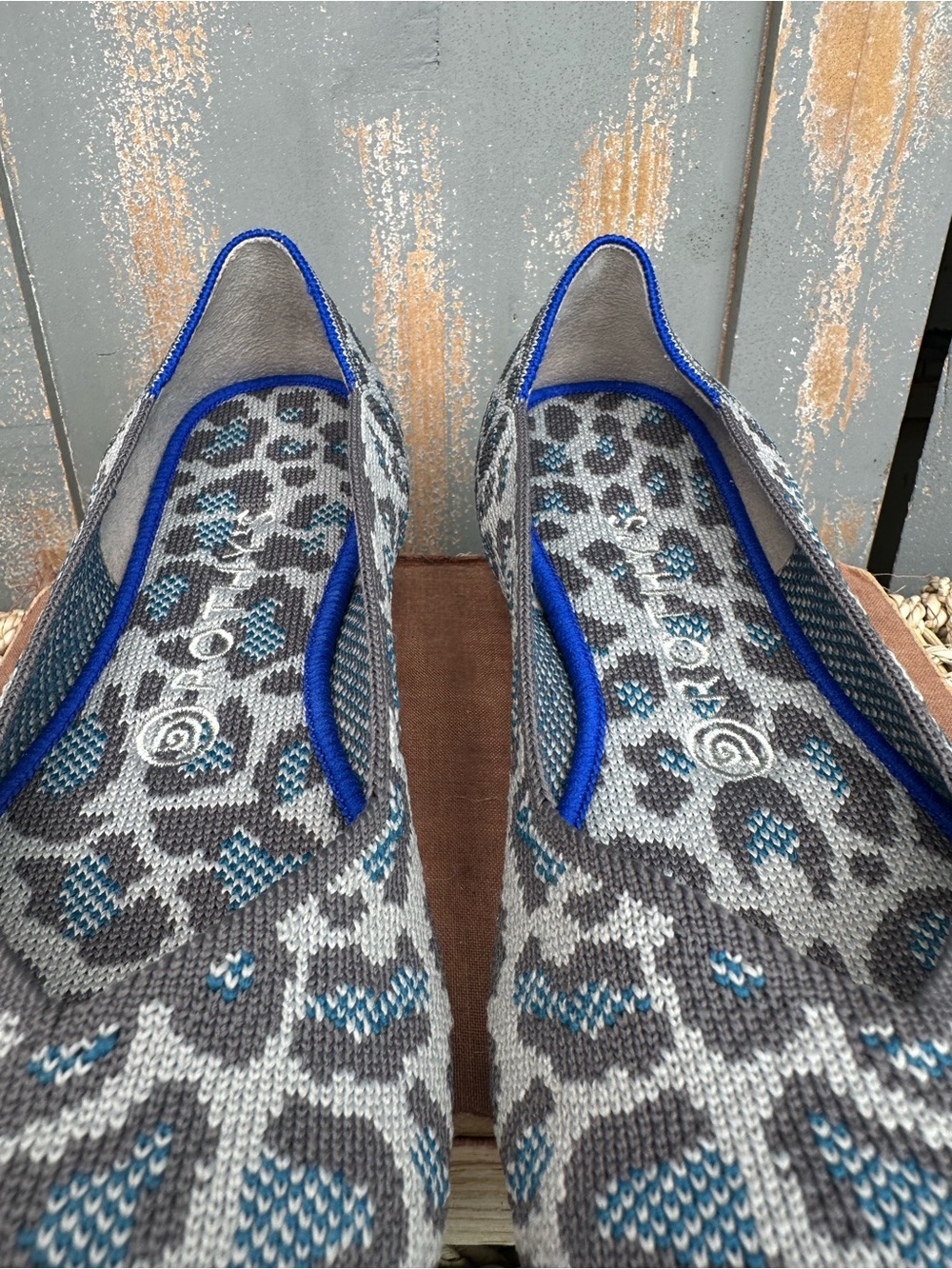 Rothy's The Flat Grey Spotted Retired Sz 8 - Picture 5 of 14
